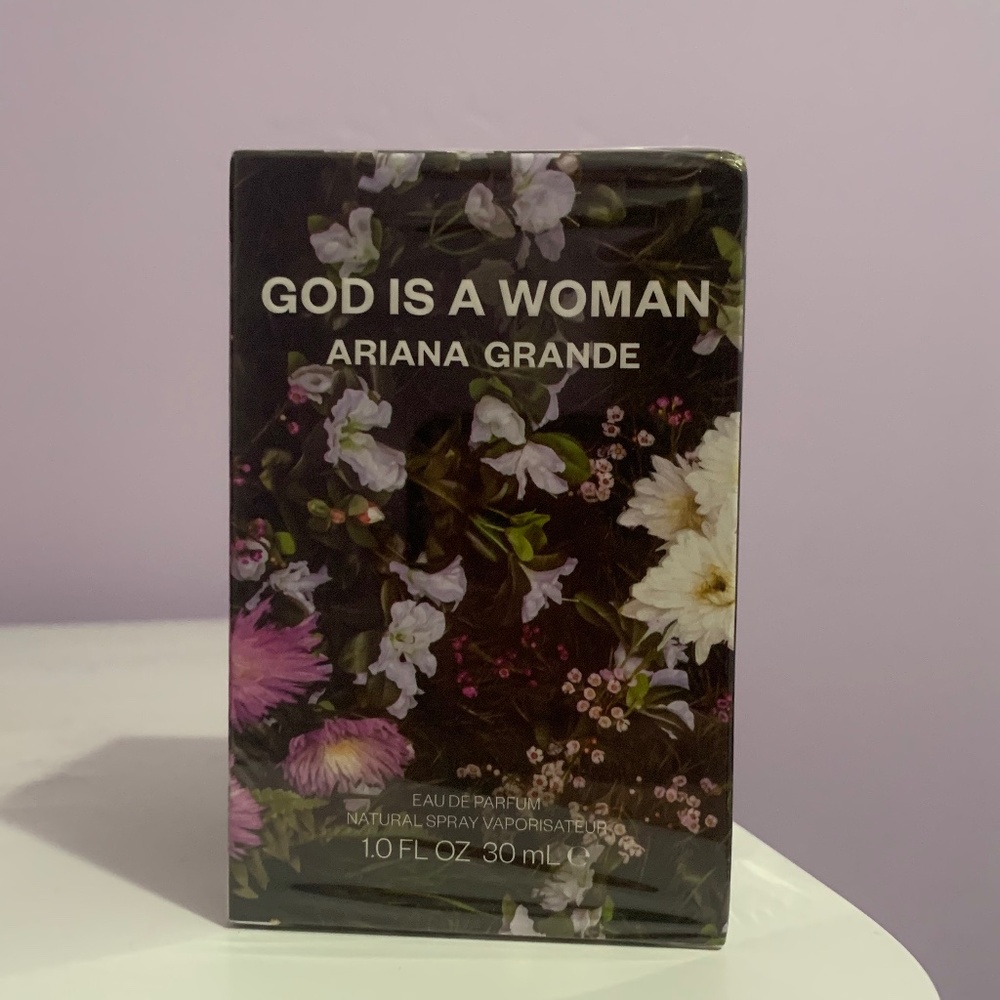 Ariana Grande ‘God is a woman’ 1.0 oz perfume